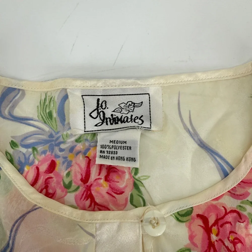 J.O. Intimates good along